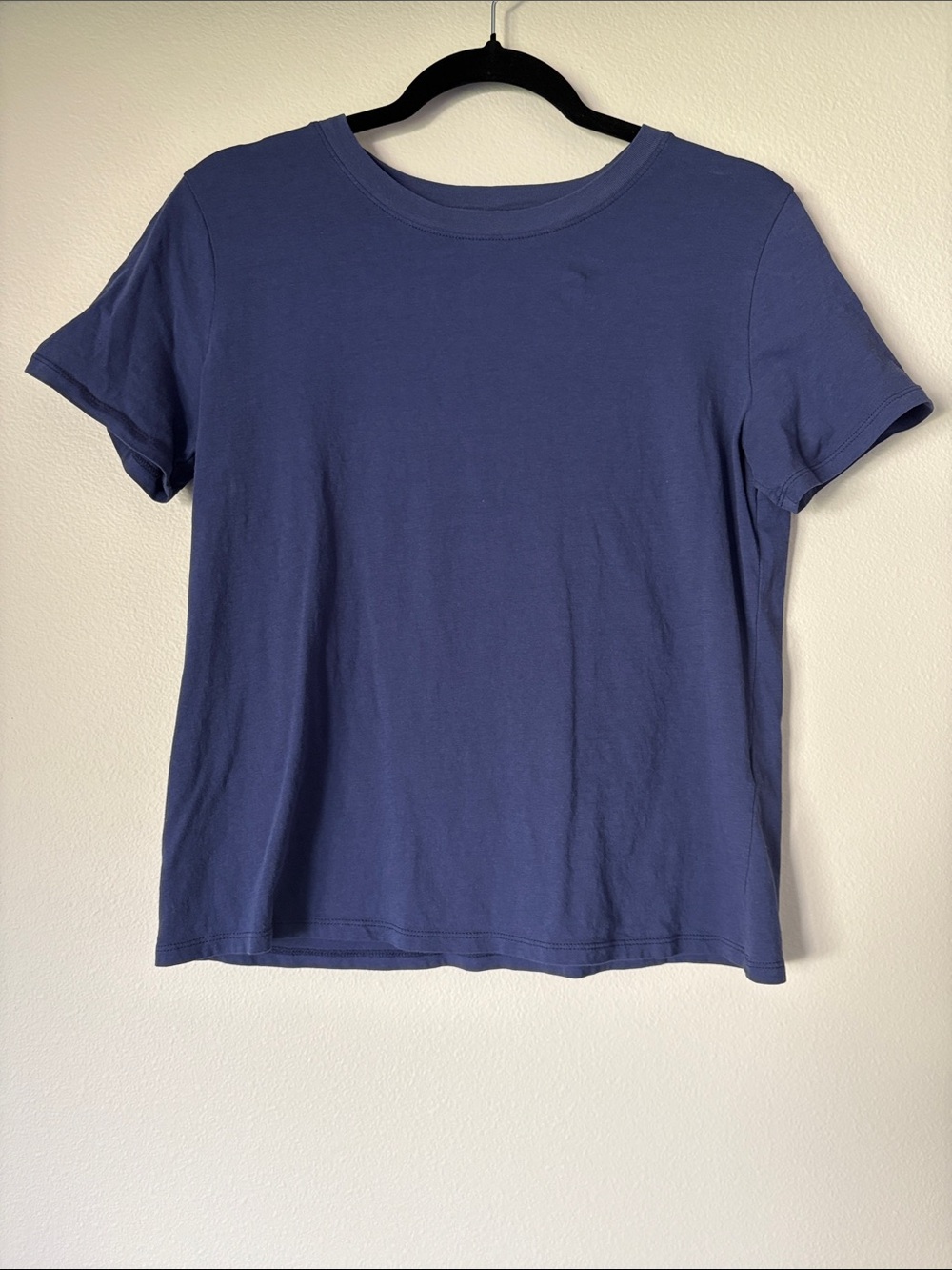 Forever 21 Classic Navy Short Sleeve Crew Tee